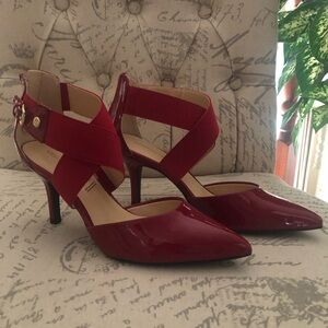 Liz Claiborne 3” heels